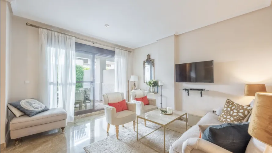 2 bedrooms apartment for sale , Estepona, Spain No. 466 № 12