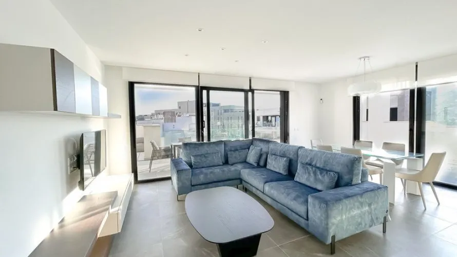 3 bedrooms penthouse for sale , Estepona, Spain No. 526 № 2