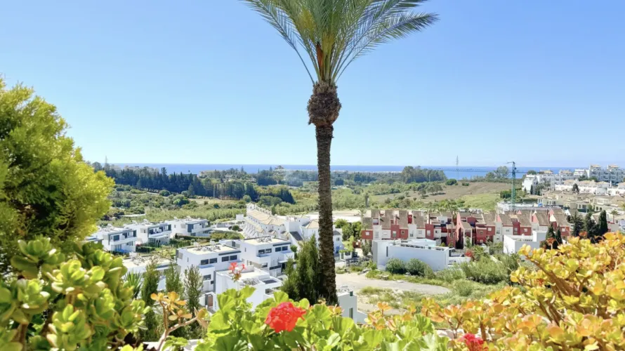 3 bedrooms apartment for sale , Estepona, Spain No. 491