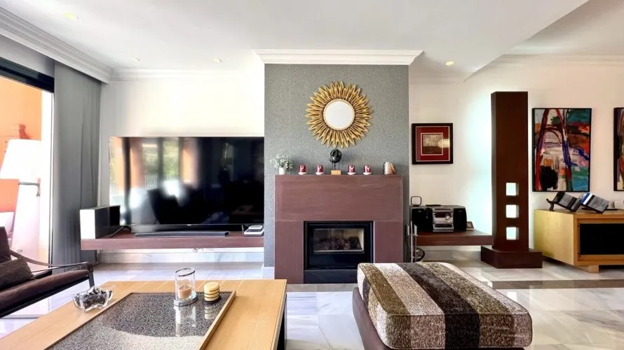 3 bedrooms duplex for sale , Benahavis, Spain No. 321 № 9