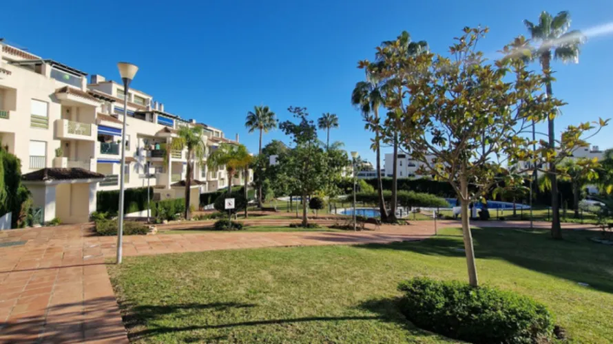 2 bedrooms apartment for sale , Marbella, Spain No. 793 № 17