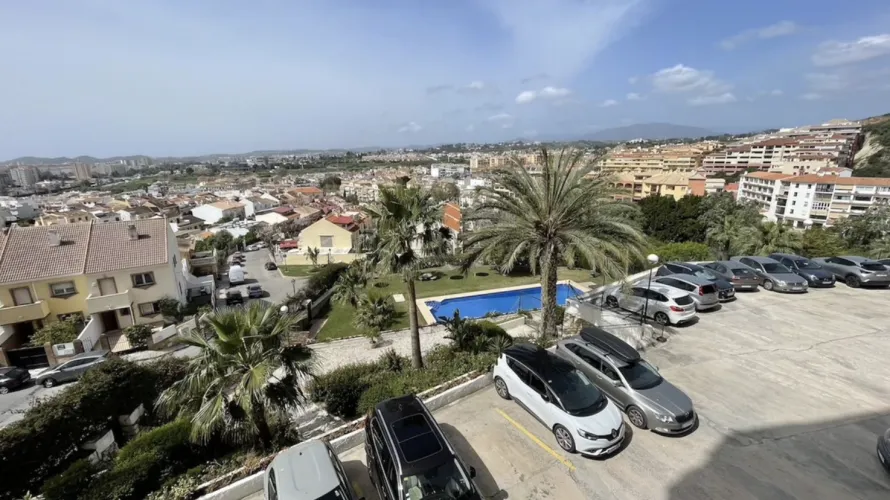 2 bedrooms apartment for sale , Fuengirola, Spain No. 632 № 8