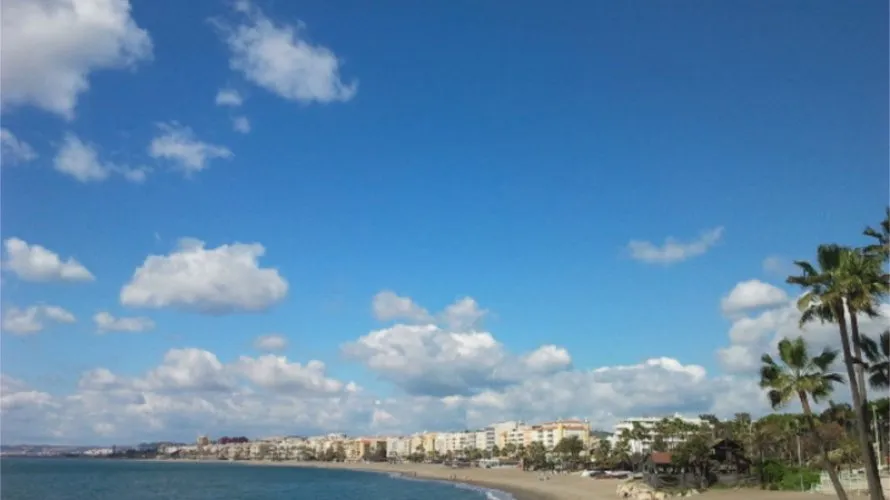 3 bedrooms apartment for sale , Estepona, Spain No. 260 № 3