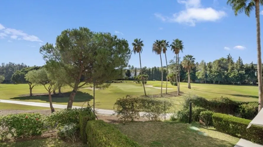 3 bedrooms apartment for sale , Nueva Andalucia, Spain No. 726 № 20