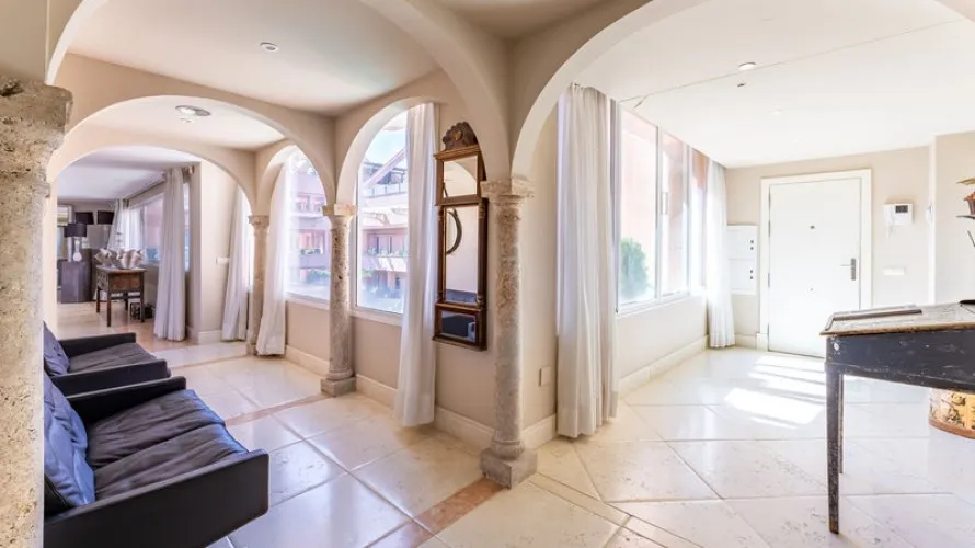 5 bedrooms penthouse for sale , Nueva Andalucia, Spain No. 271 № 28