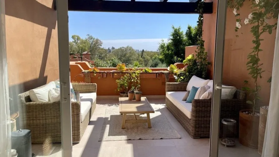 3 bedrooms apartment for sale , Nueva Andalucia, Spain No. 361 № 17