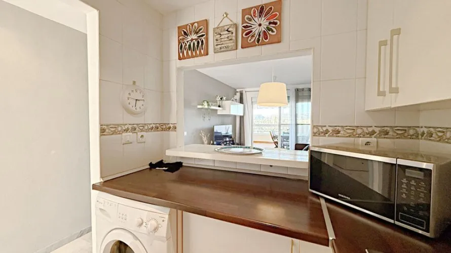 2 bedrooms apartment for sale , Casares, Spain No. 571 № 17