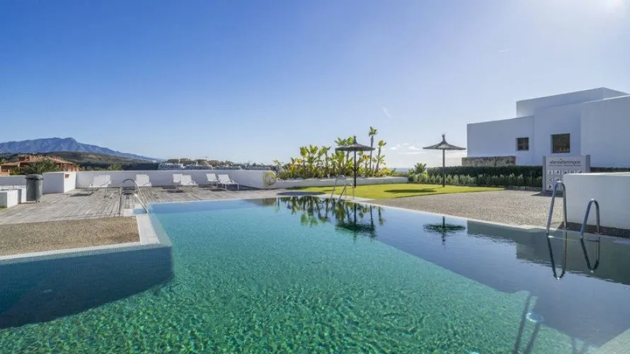 2 bedrooms apartment for sale , Estepona, Spain No. 654 № 3