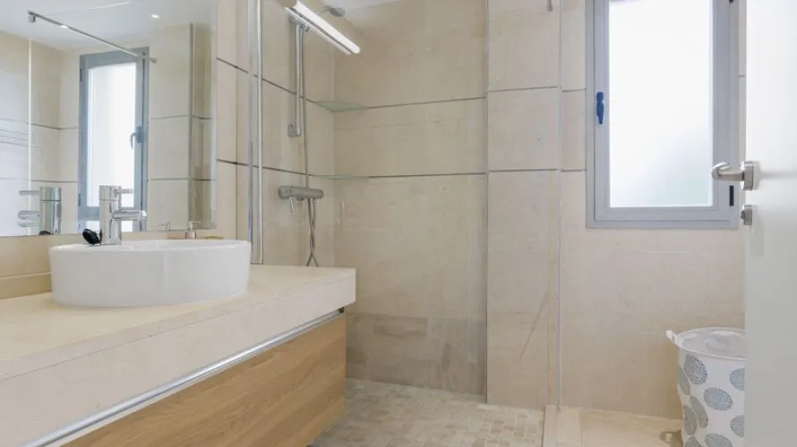 3 bedrooms apartment for sale , Estepona, Spain No. 445 № 14