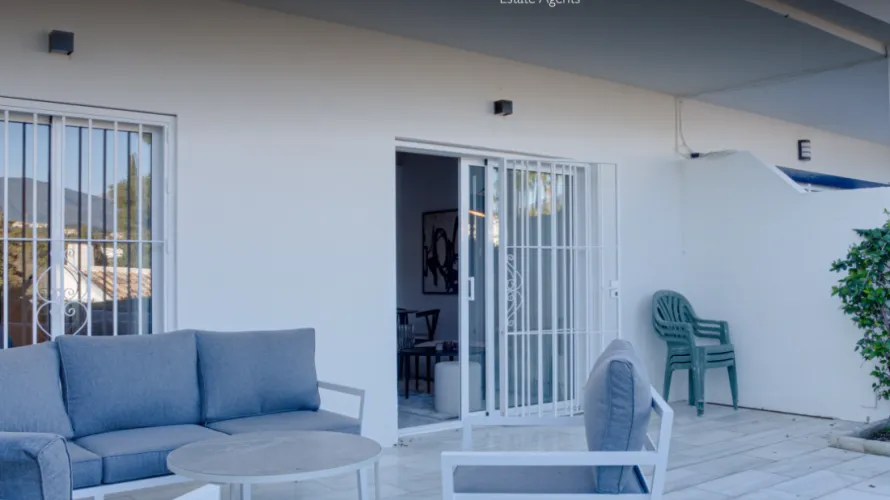 3 bedrooms apartment for sale , Nueva Andalucia, Spain No. 663 № 10