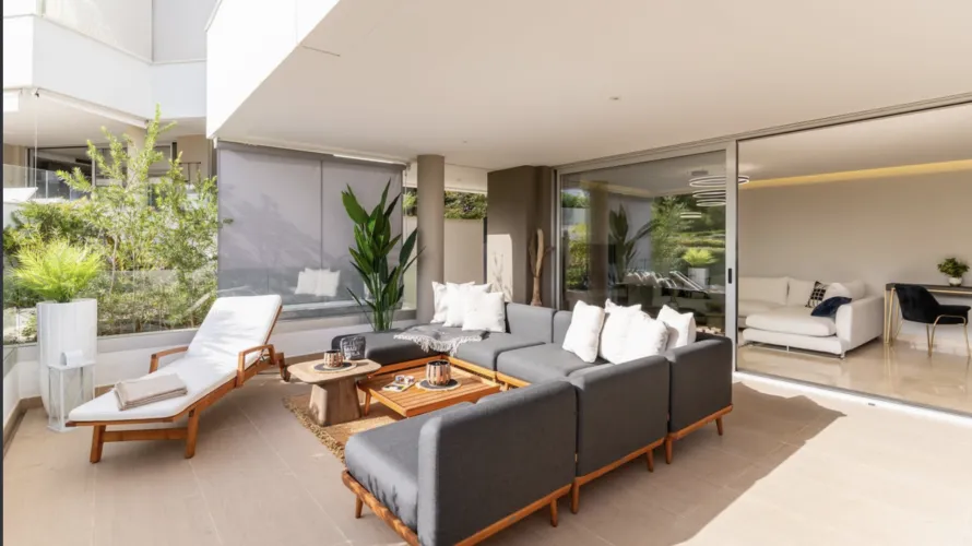 3 bedrooms apartment for sale , Benahavis, Spain No. 465 № 2