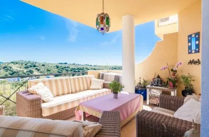 2 bedrooms apartment for sale , Estepona, Spain No. 400