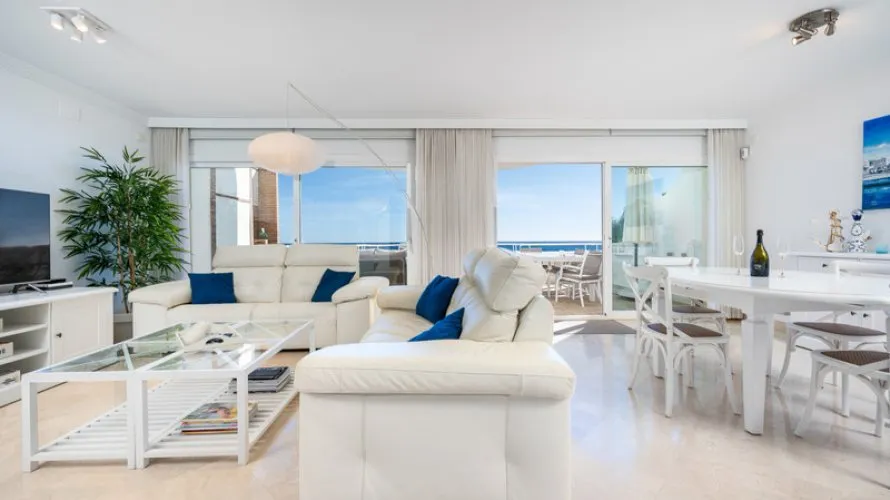 3 bedrooms duplex for sale , Estepona, Spain No. 347 № 1