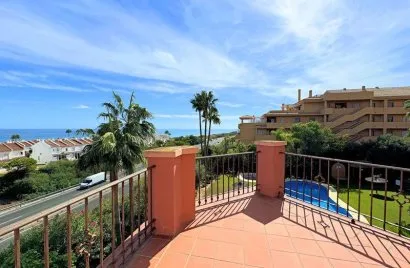 3 bedrooms penthouse for sale , Manilva, Spain No. 472