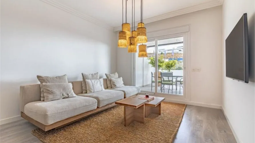 2 bedrooms apartment for sale , La Quinta, Spain No. 549 № 10