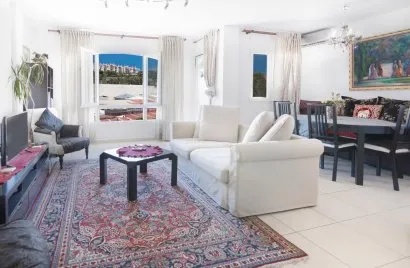 3 bedrooms apartment for sale , Nueva Andalucia, Spain No. 401