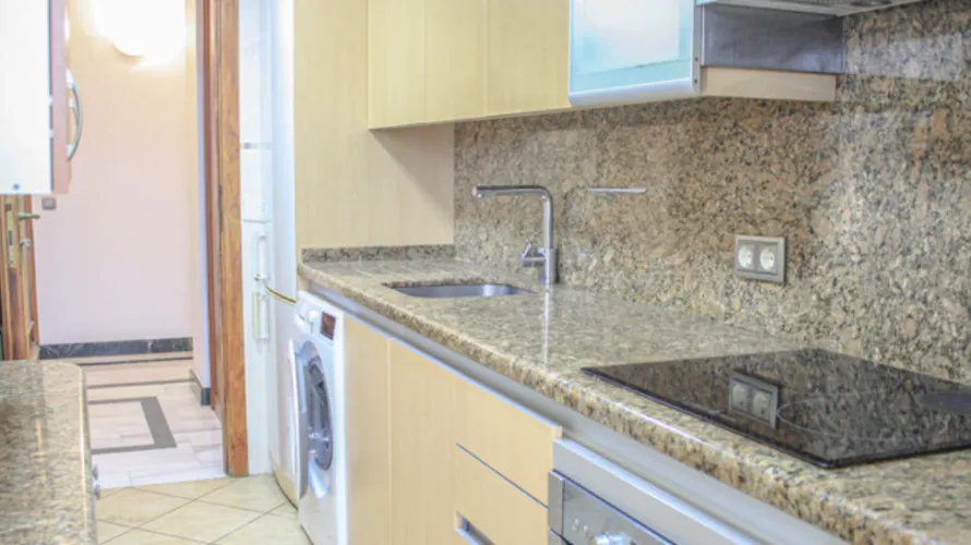 2 bedrooms apartment for sale , Marbella, Spain No. 668 № 7