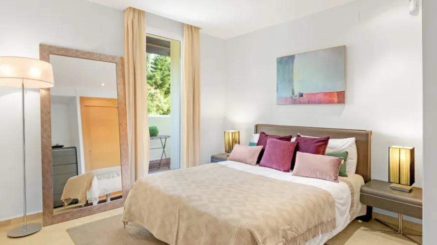 3 bedrooms apartment for sale , Benahavis, Spain No. 671 № 5