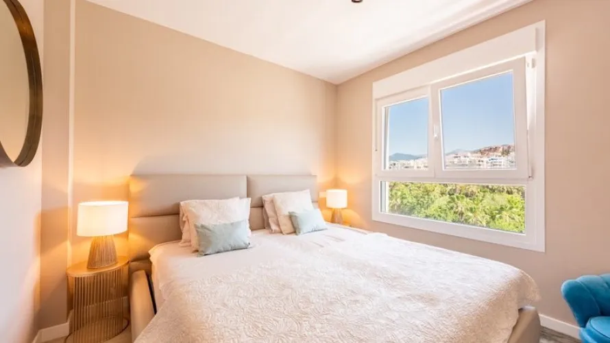 3 bedrooms apartment for sale , Nueva Andalucia, Spain No. 722 № 7