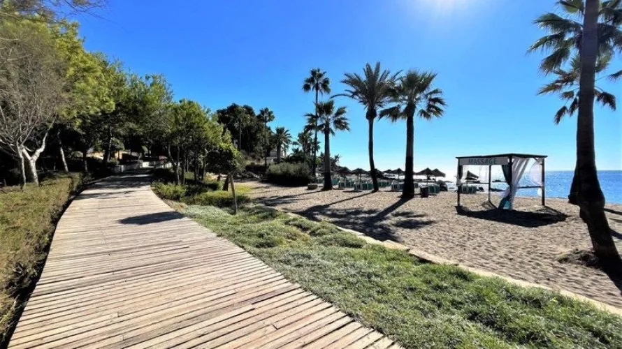 4 bedrooms duplex for sale , Casares, Spain No. 554 № 1