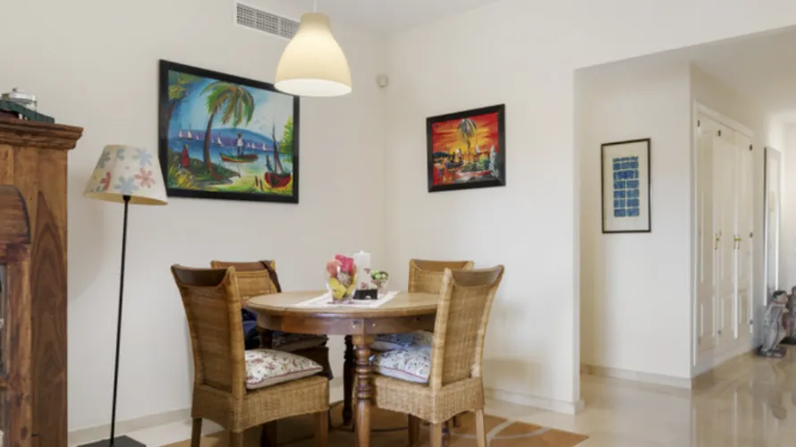 2 bedrooms apartment for sale , Cortes (San Pedro De Alcantara), Spain No. 790 № 1