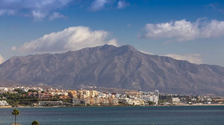 3 bedrooms penthouse for sale , Estepona, Spain No. 558 № 1