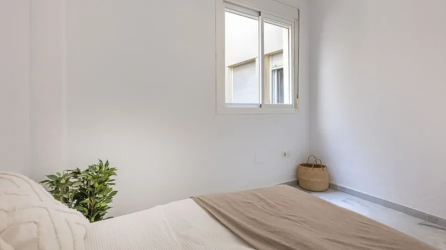 2 bedrooms apartment for sale , Fuengirola, Spain No. 696 № 17