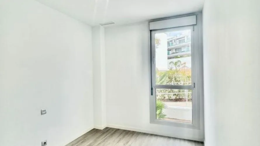 2 bedrooms apartment for sale , Cancelada, Spain No. 683 № 15