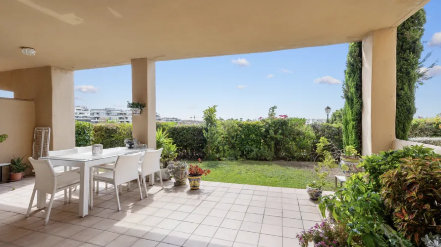 2 bedrooms apartment for sale , Estepona, Spain No. 782 № 11