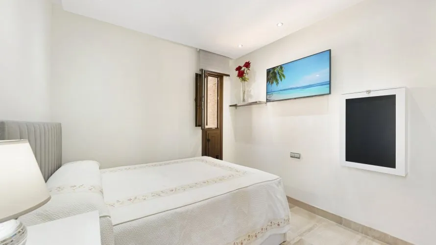 3 bedrooms duplex for sale , Estepona, Spain No. 644 № 8