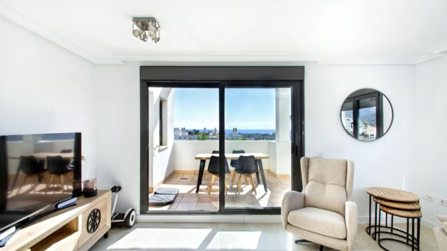 2 bedrooms duplex for sale , Estepona, Spain No. 477 № 2