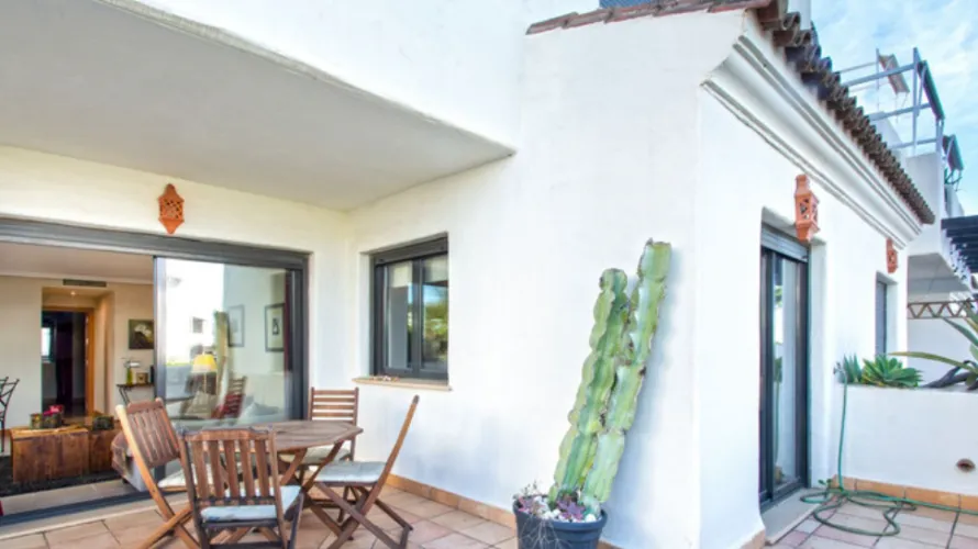 2 bedrooms apartment for sale , Estepona, Spain No. 694 № 23