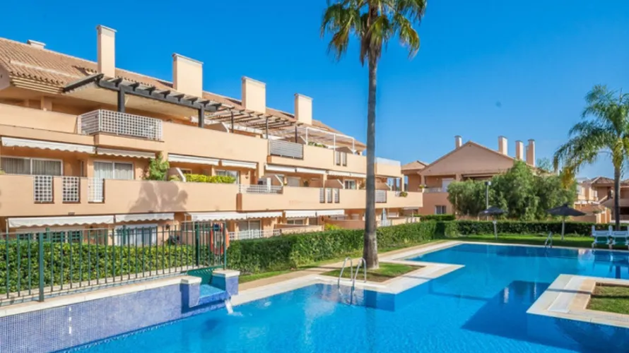 2 bedrooms penthouse for sale , Marbella, Spain No. 776 № 11