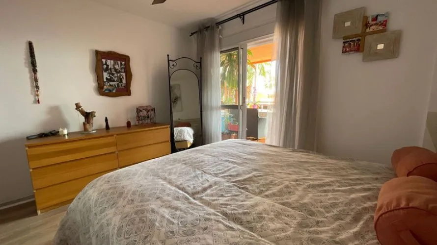 3 bedrooms apartment for sale , Estepona, Spain No. 283 № 1