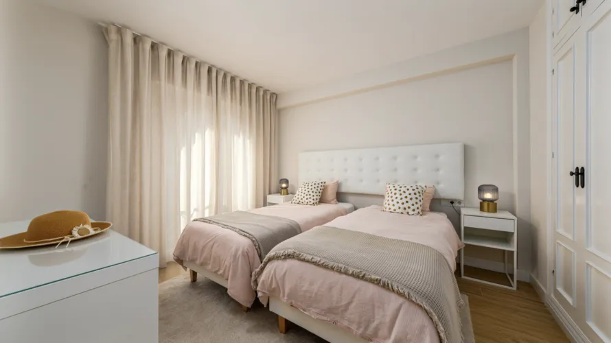 3 bedrooms apartment for sale , Estepona, Spain No. 792 № 12