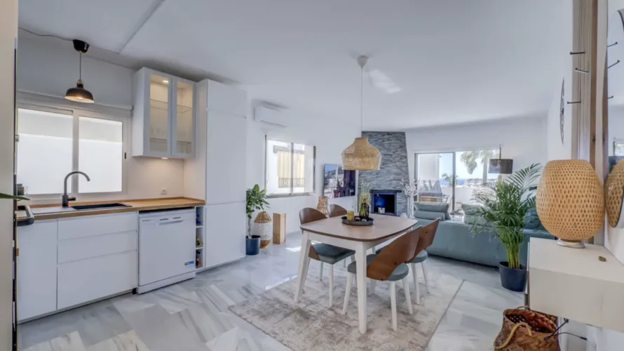 2 bedrooms apartment for sale , Mijas Costa, Spain No. 633 № 6