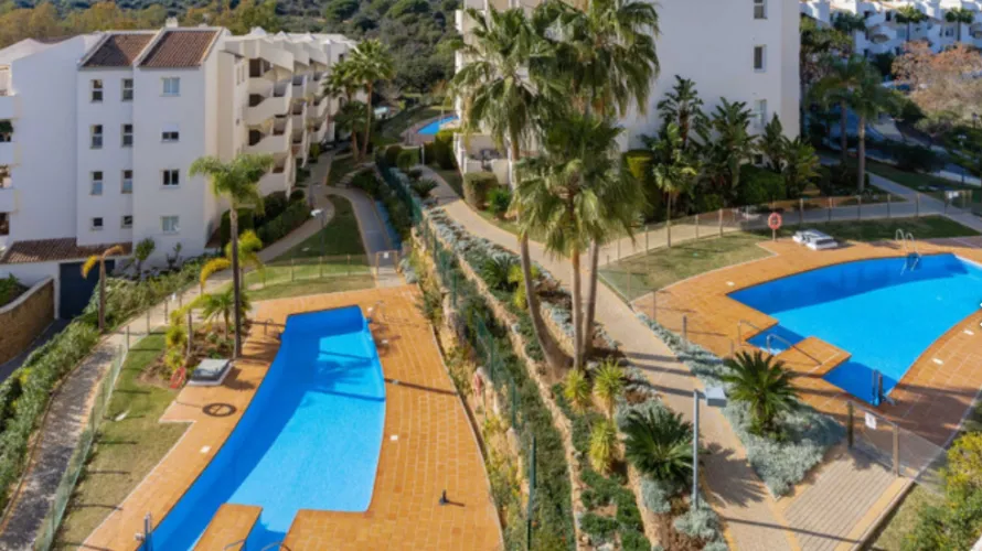 2 bedrooms apartment for sale , Marbella, Spain No. 794 № 16