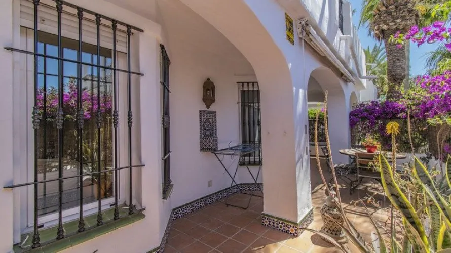 3 bedrooms apartment for sale , Nueva Andalucia, Spain No. 592 № 13