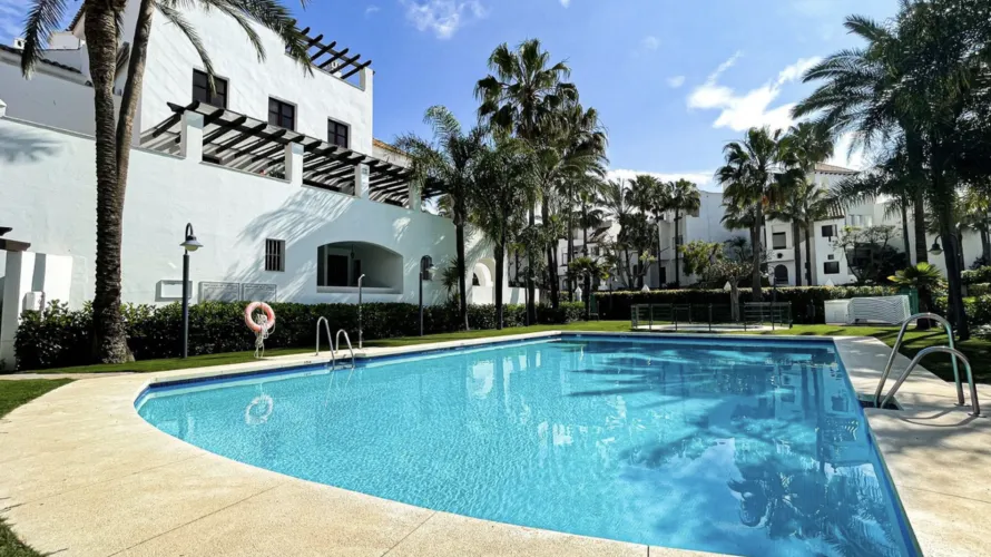 2 bedrooms apartment for sale , Marbella, Spain No. 779 № 17