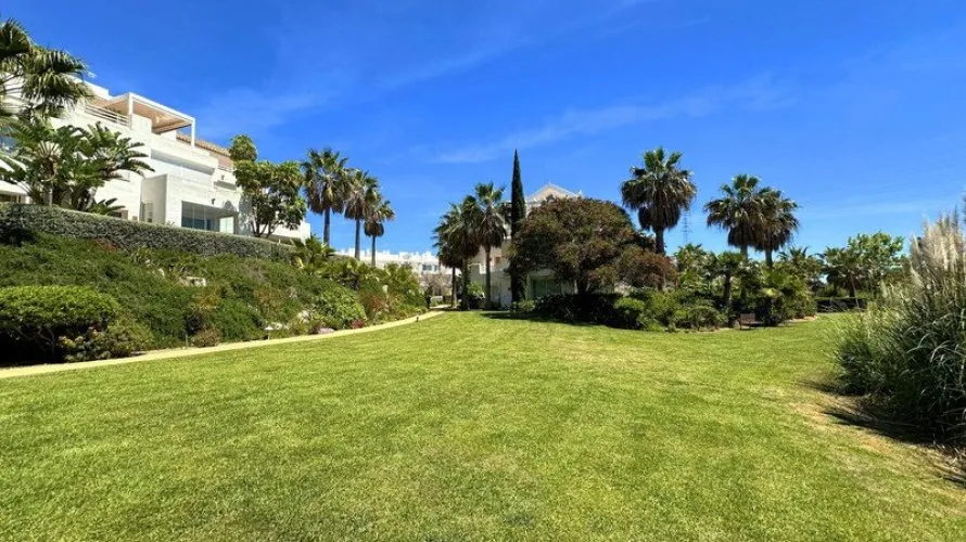 2 bedrooms penthouse for sale , Casares, Spain No. 555