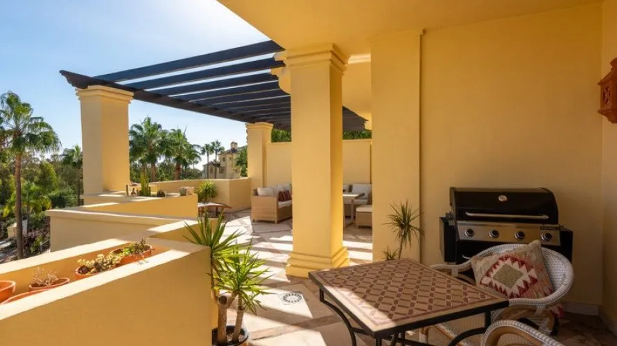 2 bedrooms apartment for sale , Casares, Spain No. 413 № 5