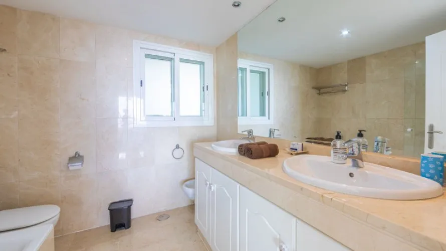 3 bedrooms penthouse for sale , Estepona, Spain No. 558 № 14