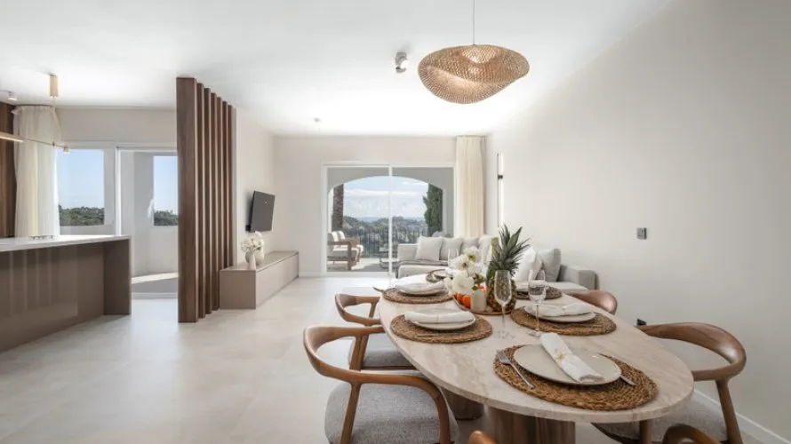 3 bedrooms apartment for sale , Benahavis, Spain No. 566 № 11