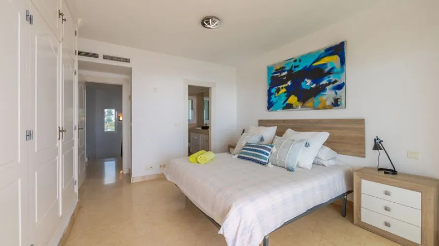 3 bedrooms penthouse for sale , Estepona, Spain No. 558 № 18