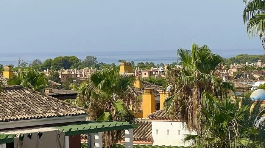 3 bedrooms duplex for sale , Estepona, Spain No. 498 № 4