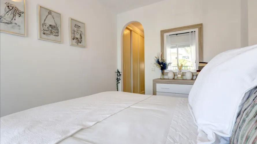 2 bedrooms apartment for sale , Mijas Costa, Spain No. 758 № 12