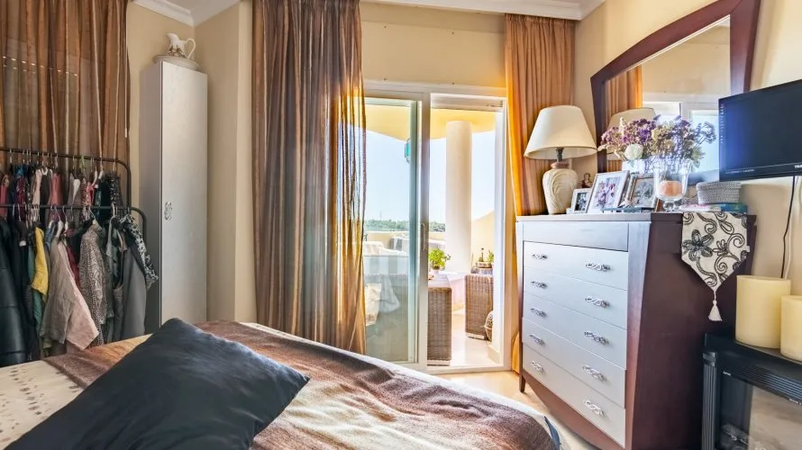 2 bedrooms apartment for sale , Estepona, Spain No. 400 № 9