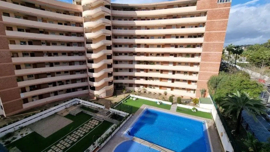 3 bedrooms apartment for sale , Marbella, Spain No. 590 № 9