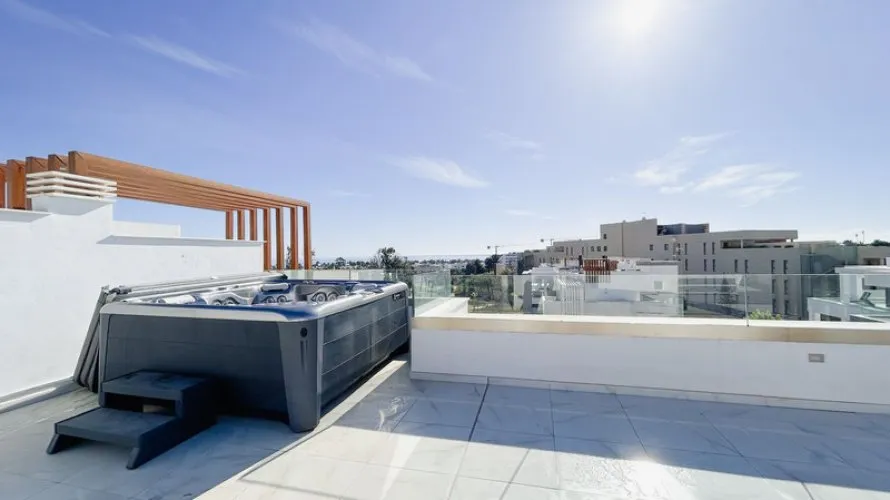 3 bedrooms penthouse for sale , Estepona, Spain No. 526 № 22