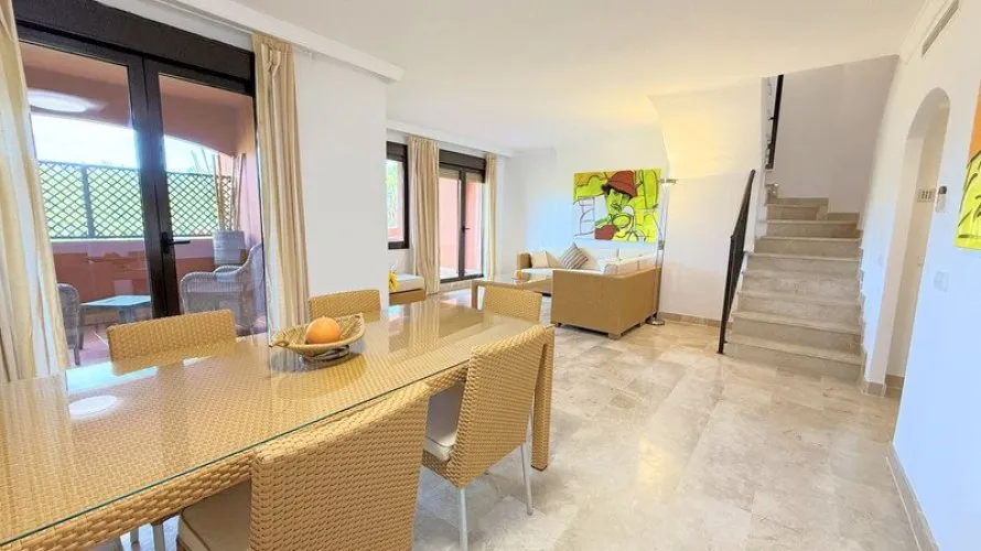 3 bedrooms duplex for sale , Estepona, Spain No. 578 № 22